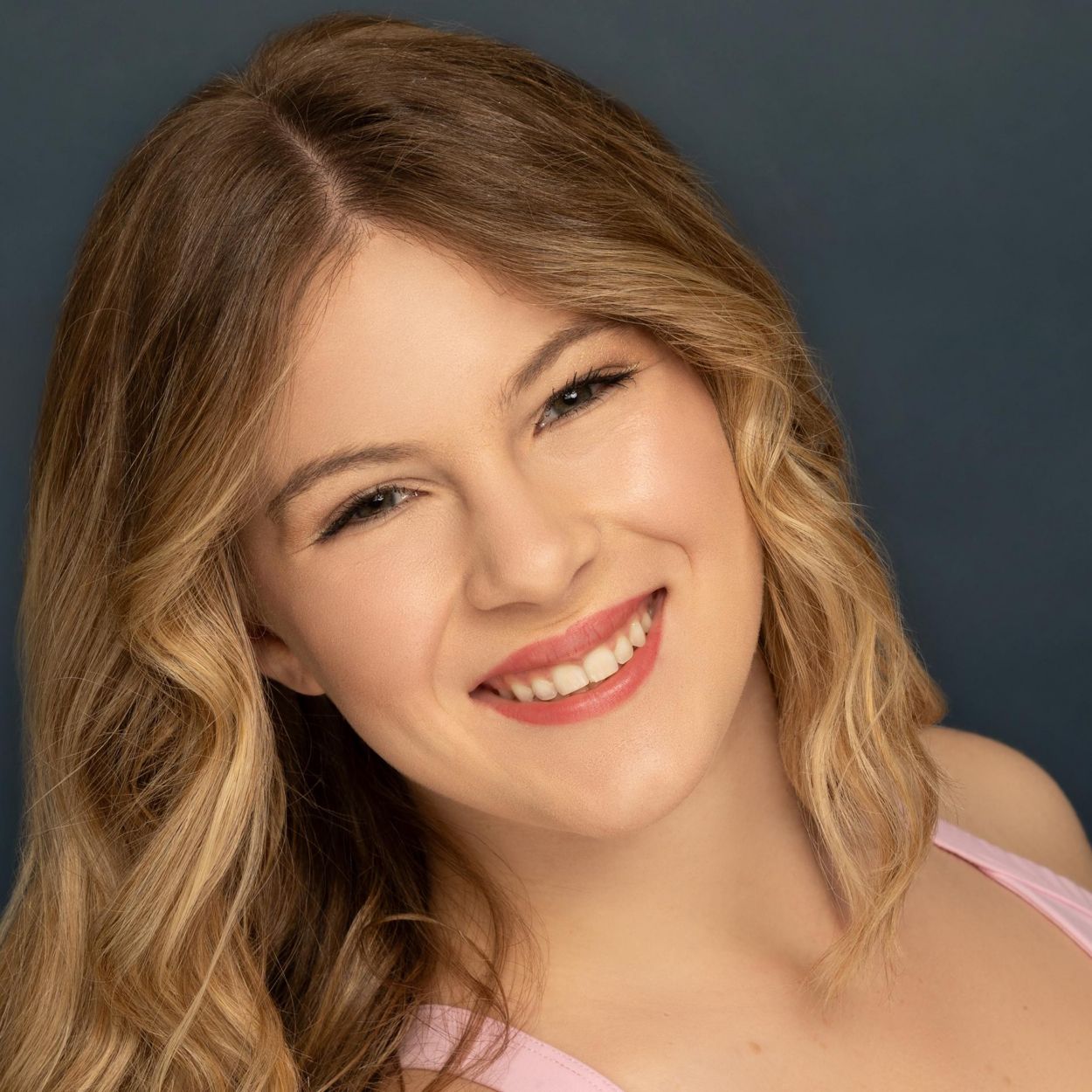 Lola Eden