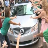 STAGE TUBE: The 2010 Buick LaCrosse 'Dances' at Broadway On Broadway!