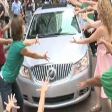 STAGE TUBE: The 2010 Buick LaCrosse 'Dances' at Broadway On Broadway!