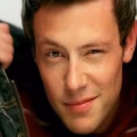 STAGE TUBE: GLEE Comes to Italy