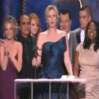 STAGE TUBE: GLEE Cast Wins SAG Award