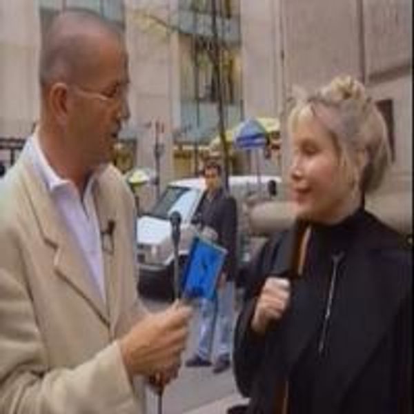STAGE TUBE: This is Hans Liberg - UK Regional Theater Video
