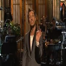 STAGE TUBE: Jude Law Hosts 'Saturday Night Live'