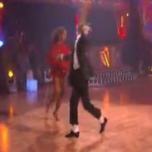 STAGE TUBE: 'Dancing with the Stars' Honors Michael Jackson