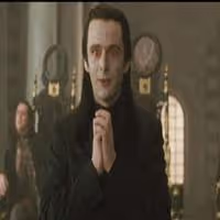 STAGE TUBE: Twilight: New Moon - Volturi Sneak Peek Video