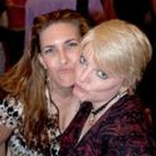 Photo Flash: Melissa Gilbert Reunites with Her Original LITTLE HOUSE TV Series Family