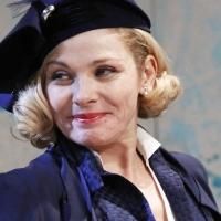 Photo Flash: Cattrall And Macfadyen Star In PRIVATE LIVES