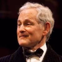 Photo Flash: PRESENT LAUGHTER Starring Victor Garber Opens Tonight