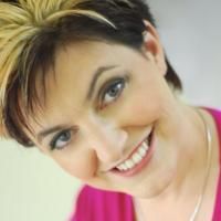 Van Wezel Performing Arts Hall Presents MESSAGES FROM BEYOND 12/4