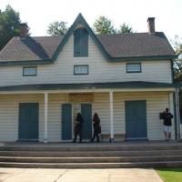 Italian Holiday Traditions Discussed at Garibaldi-Meucci Museum, 2/21