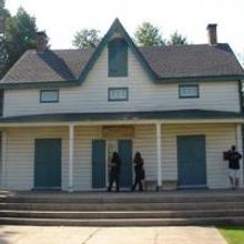 Deadline Extended For Passport to the World, Bus Trip to Philadelphia 