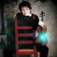 Celtic Fiddler Eileen Ivers Brings Irish Culture to Kingsbury Hall