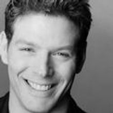 'Days' Star Spirtas Performs 'Night and Days' at Landmark on Main Street 5/8