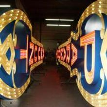 The Paramount Theatre Replaces Their Iconic Sign