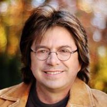 Roy Rivers Brings the Music of John Denver to the Suncoast Showroom 1/9, 1/10/2010