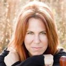 Birdland Presents Under The Covers With Victoria Shaw 4/5