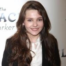 Abigail Breslin of THE MIRACLE WORKER Profiled in the New York Times