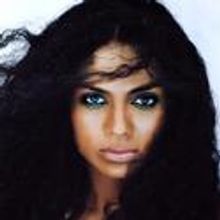 Blue Note Welcomes Amel Larrieux 5/18, 5/19