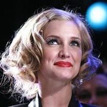 MSNBC Reveals: Ashlee Simpson Heads to CHICAGO in December