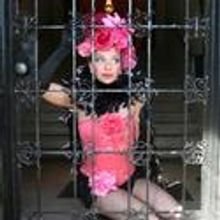 History Theatre Hosts Sit Down Dinner With Burlesque Queens 5/15