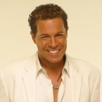 Clint Holmes and Family to Perform for the Holidays at the Suncoast 12/25-27