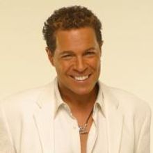 Clint Holmes and Family to Perform for the Holidays at the Suncoast 12/25-27