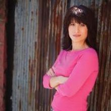 Cindy Marchionda Returns To The Beechman Theater 11/21