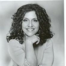 Debra Toscano To Play Sister in Long Wharf Theatre's SISTER'S CHRISTMAS CATECHISM