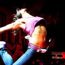 GROOVALOO Freestyle Invites Kids To Dance With The Cast Following All Performances