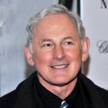 PRESENT LAUGHTER Begins Previews 1/2/2010