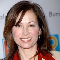 Linda Eder Comes To The Van Wezel 12/9 With A Holiday Concert
