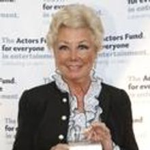 Mitzi Gaynor Extends Her RAZZLE DAZZLE At Feinstein's 5/18-29