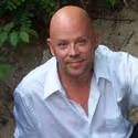 Michael Holmes Brings Judy Garland Show to Acorn Theater 5/13