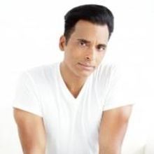 Jon Secada Returns To His Latin Roots With The Release Of Classics/Clasicos