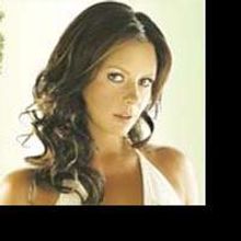 Sara Evans Celebrates the Holiday Season with Her Greatest Hits At Mesa Center 12/9
