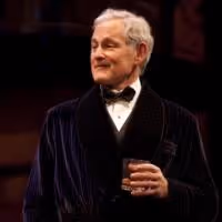 Roundabout Theatre Company's PRESENT LAUGHTER Opens Tomorrow