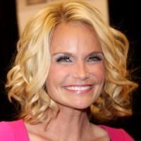 Kristin Chenoweth & Christina Applegate to Appear on Carrie Underwood's T.V. Holiday…