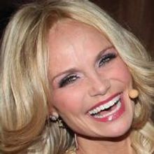 TWITTER WATCH: Kristin Chenoweth - 'A. Yay GLEE. B. YAY SANDRA BULLOCK. C. YAY RICKY…