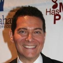 Michael Feinstein vs. Dame Edna 'Feud' Continues with New Statement