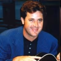 Van Wezel Performing Arts Hall Presents Vince Gill 1/29