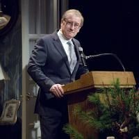 Associated Press Profiles Guthrie Director Joe Dowling