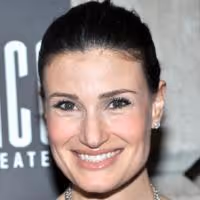 Idina Menzel in Official Talks to Join GLEE; Could Appear for Rest of Season