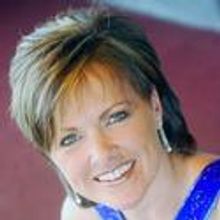 Cesear's Forum Benefit To Feature Helen Welch & Trio