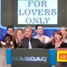 Photo Flash: FOR LOVERS ONLY Rings NASDAQ Closing Bell