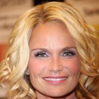 Kristin Chenoweth Holds Book Signing During Bryant Park Reading Series 5/13