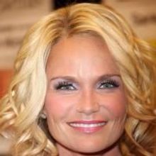 Kristin Chenoweth Holds Book Signing During Bryant Park Reading Series 5/13