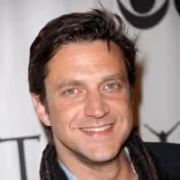Raul Esparza Set To Appear In REASONS TO BE PRETTY Post Show Talkback 5/19