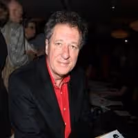 EXIT THE KING's Geoffrey Rush To Guest On CBS2 News Sunday 5/17