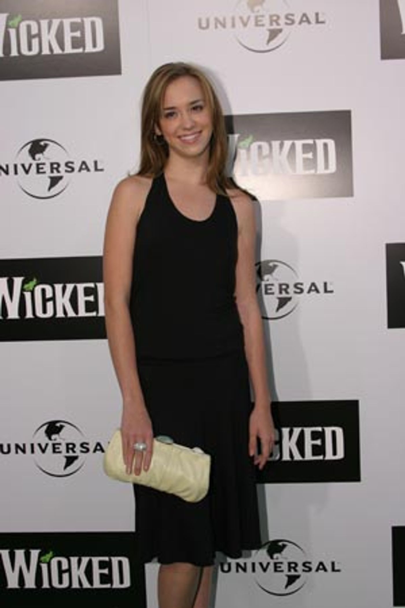 Photo Coverage: Wicked Flies In To Los Angeles  Image