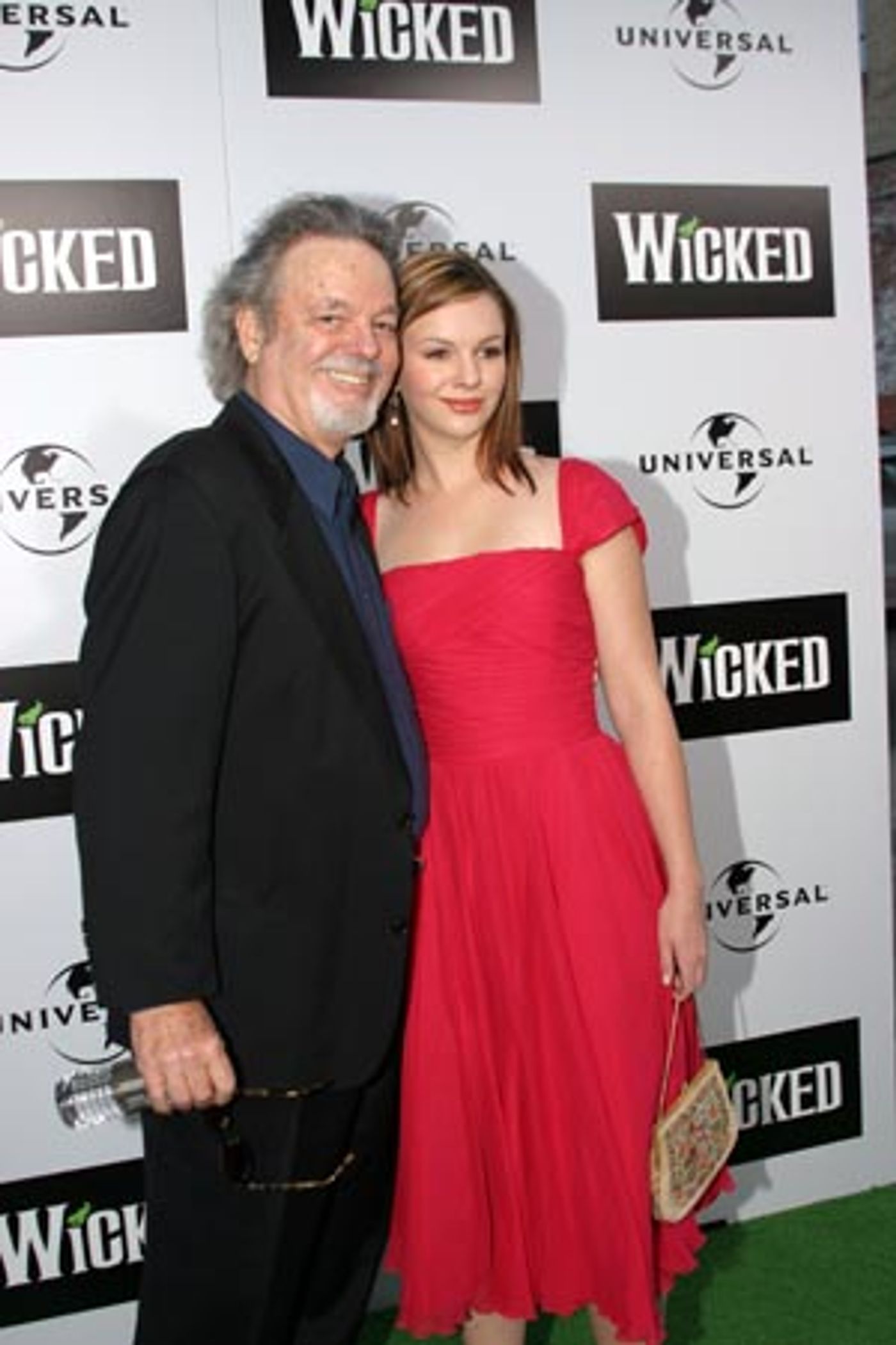Photo Coverage: Wicked Flies In To Los Angeles  Image